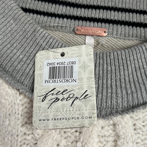 Free People Oversized Boyfriend Knit Sweater, NWT - Picture 4 of 6